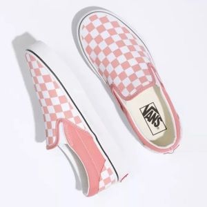 NWT - Vans Classic Slip-On Rosette